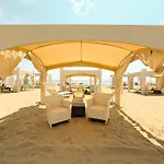 100 M From The Beach With Cabana And Jacuzzi Included