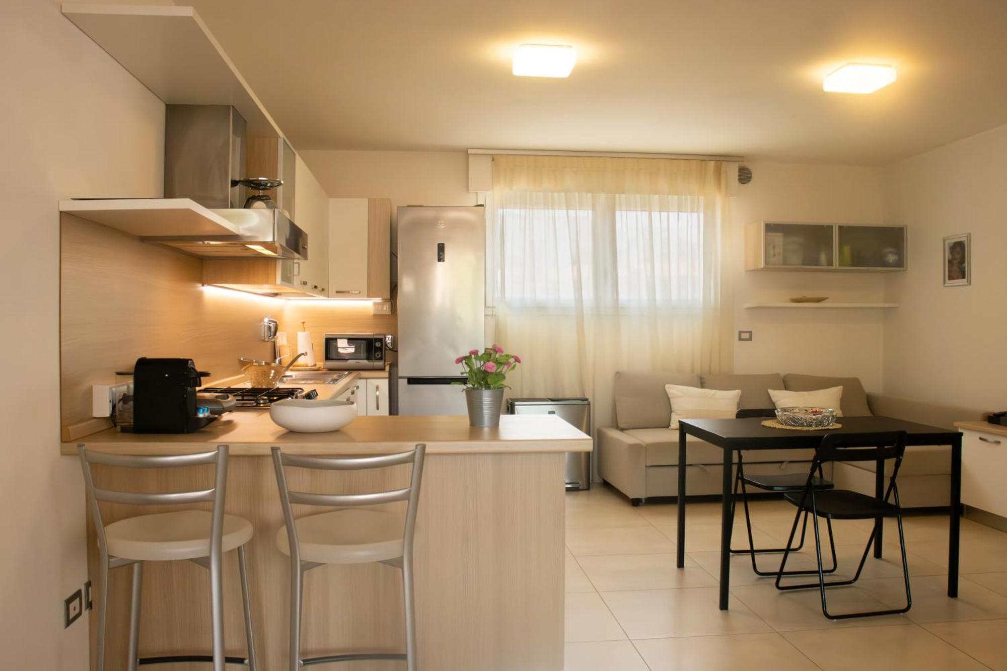 100 M From The With And Jacuzzi Included Appartamento *