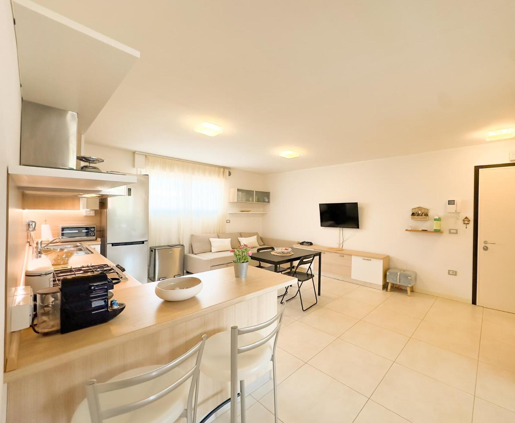 100 M From The With And Jacuzzi Included Appartamento *