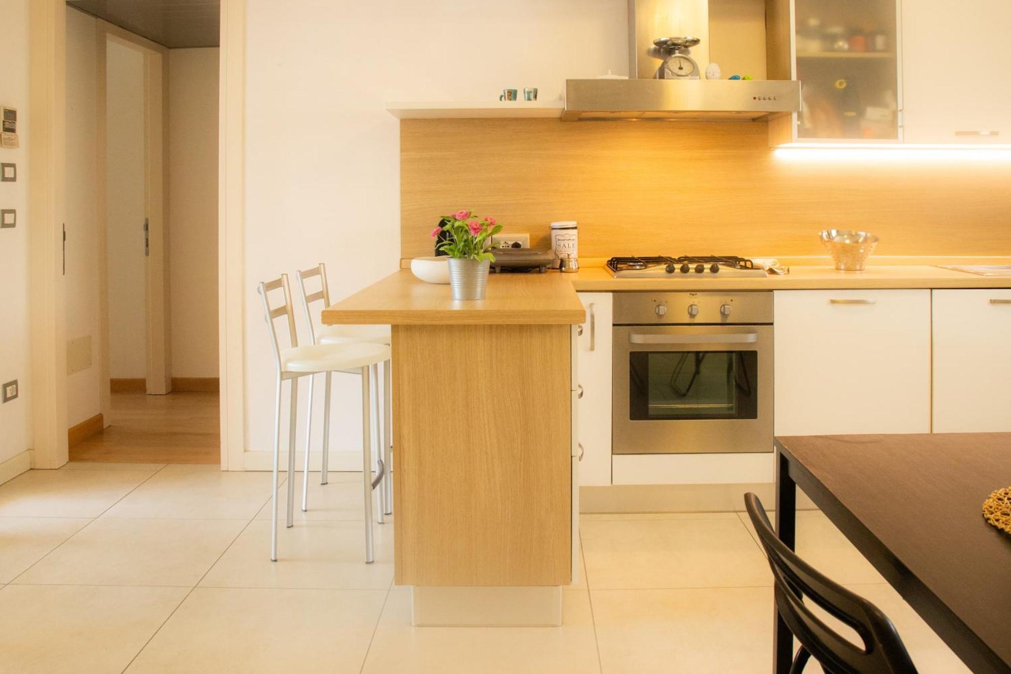Appartamento 100 M From The With And Jacuzzi Included Lignano Sabbiadoro