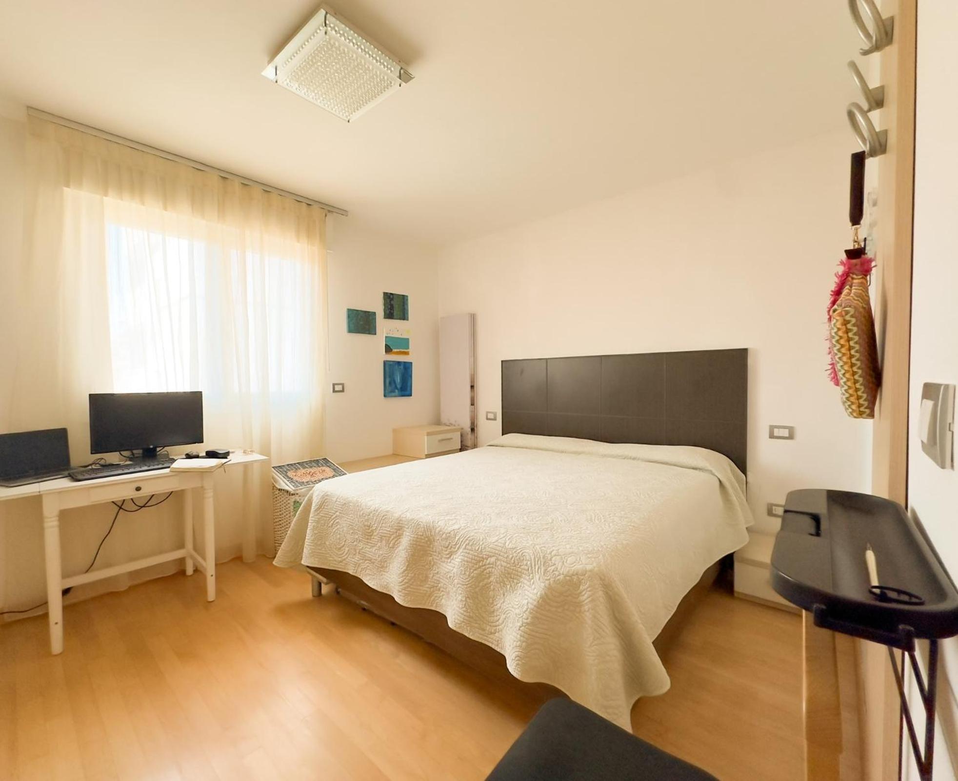 100 M From The With And Jacuzzi Included Appartamento *